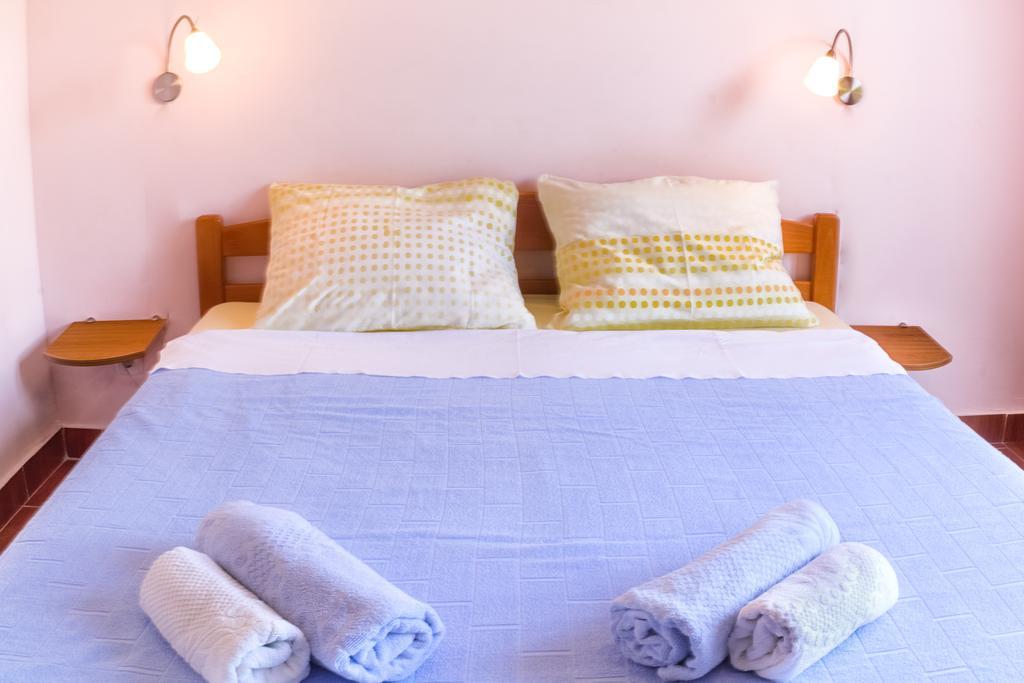 Apartmani Stanovcic Donji Morinj Ngoại thất bức ảnh