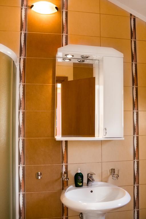 Apartmani Stanovcic Donji Morinj Ngoại thất bức ảnh