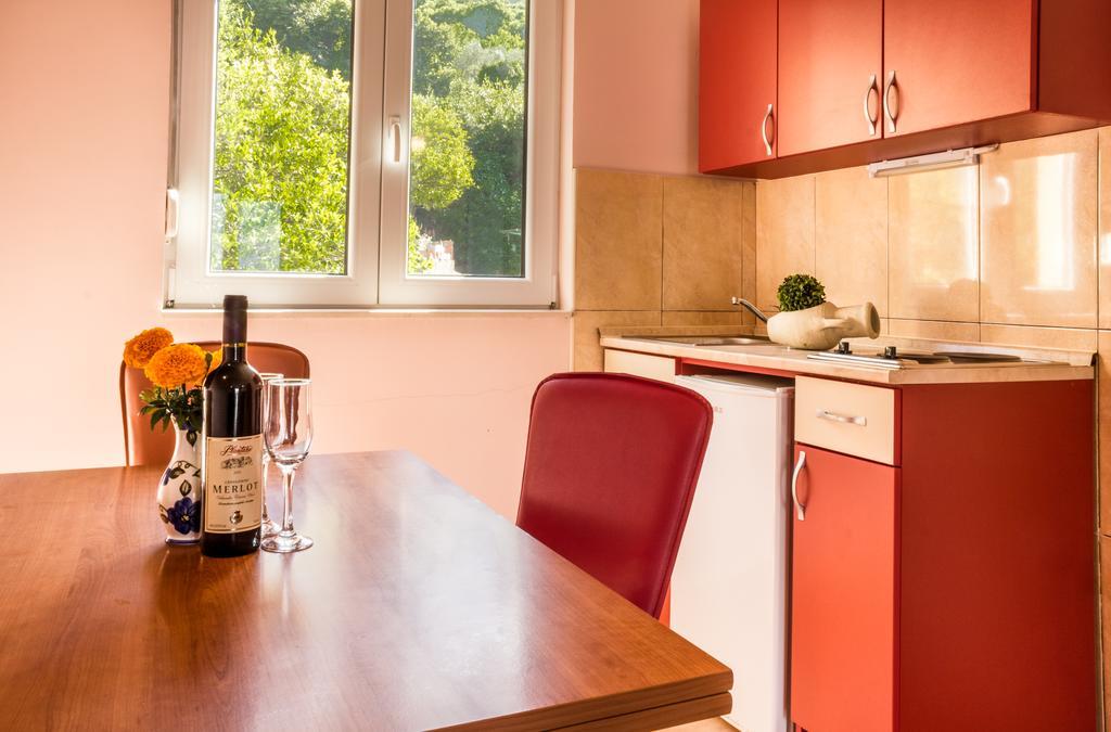Apartmani Stanovcic Donji Morinj Ngoại thất bức ảnh